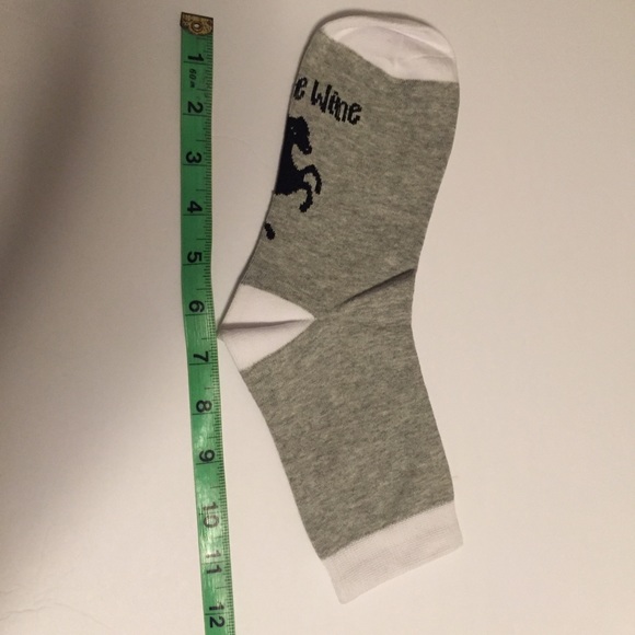 !!LAST PAIR!! Before Wine / After Wine Horse Socks - Picture 7 of 8